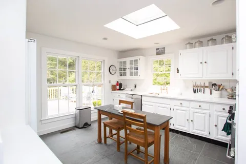 474 Water Mill, Southampton, NY 11968