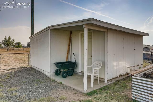 28318 Hillside Road Pueblo, CO 81006 - Photo 34 of 42 Gallery Image 34