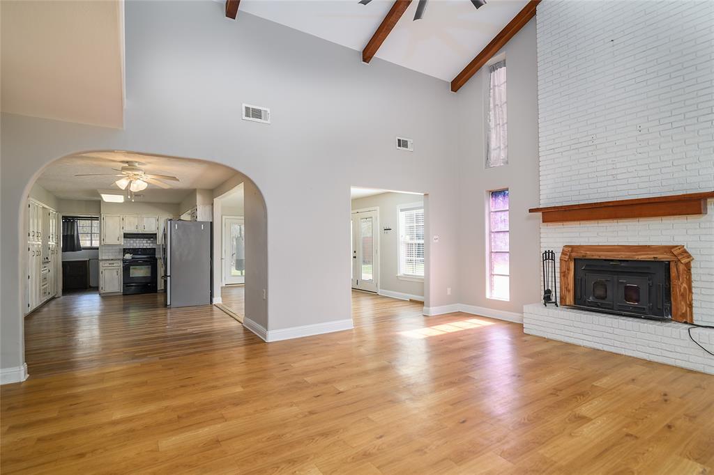 231 Grant Circle Doyline, LA 71023 - Photo 5 of 24 Kitchen - Dining Area -Living Room
