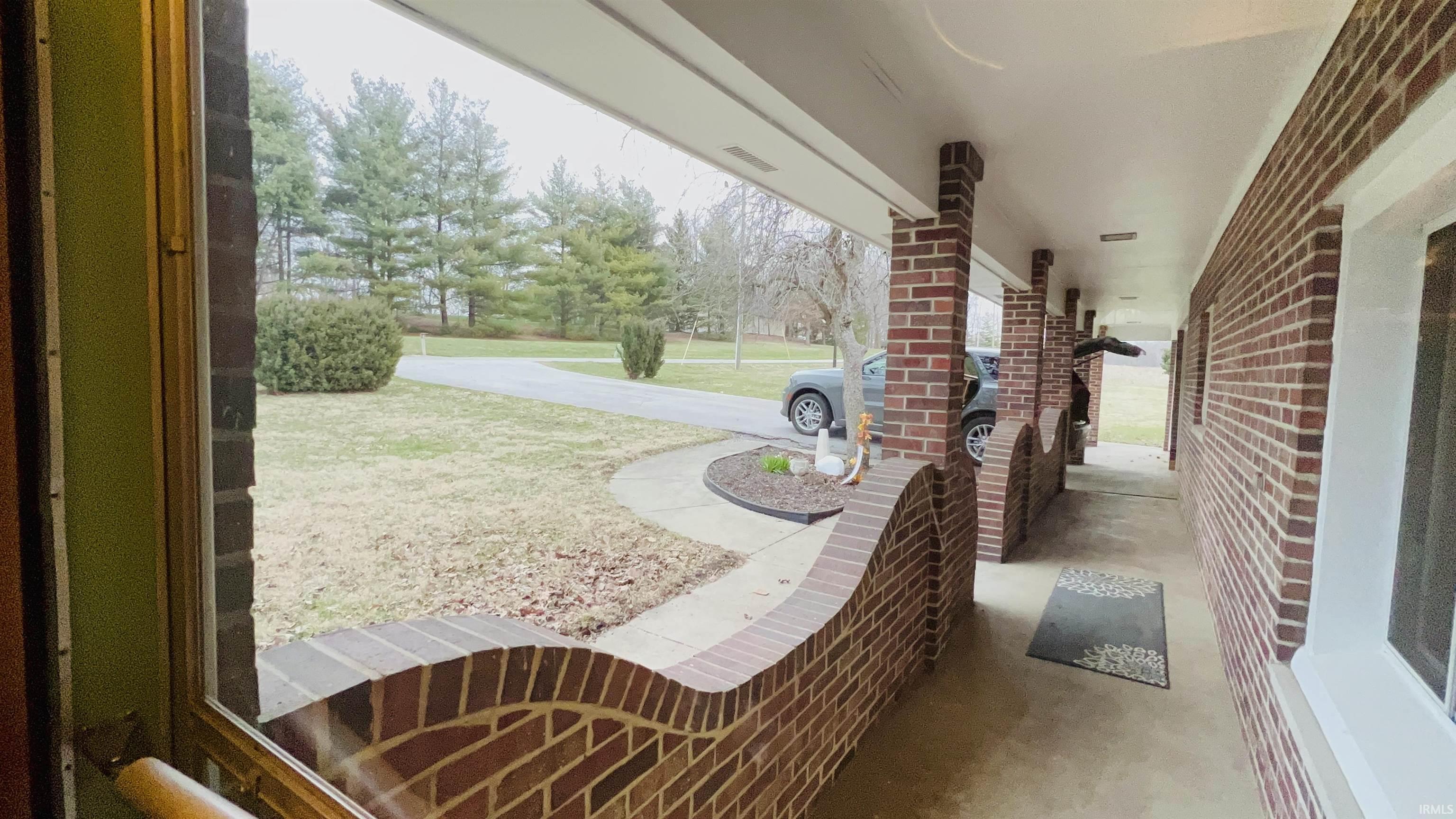 5425 West 750th Road North Rossville, IN 46065 - Photo 3 of 36