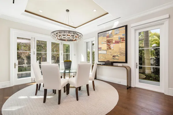 $13,500,000 | 218 Everglade Avenue, Palm Beach, FL 33480