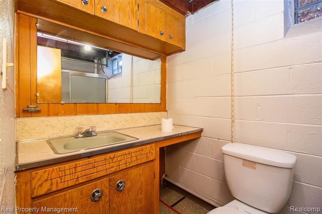 7303 Patton Street Detroit, MI 48228 - Photo 22 of 29