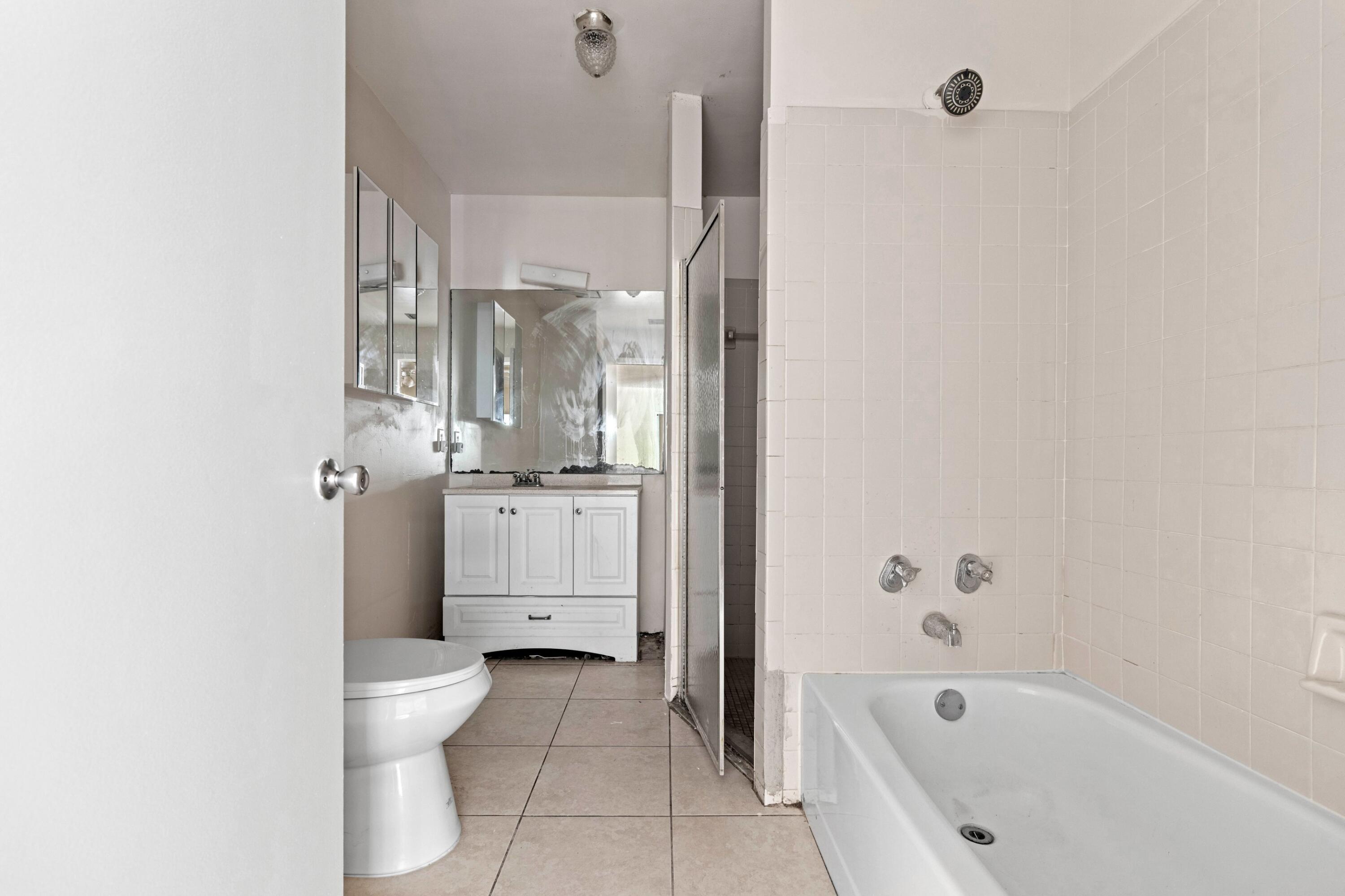 5949 Westfall Road Lake Worth, FL 33463 - Photo 13 of 23 Bathroom #2