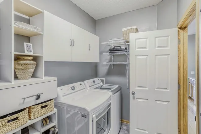 $369,900 | 3929 Everest Lane North, Plymouth, MN 55446