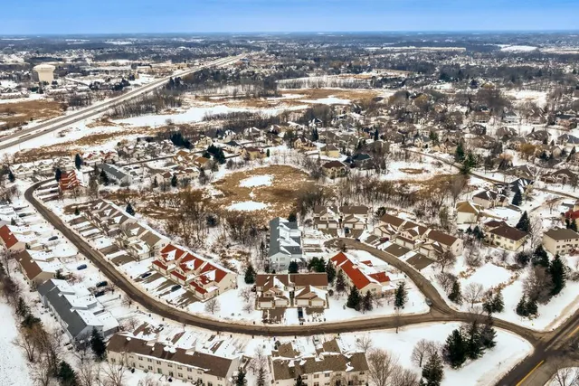 $369,900 | 3929 Everest Lane North, Plymouth, MN 55446