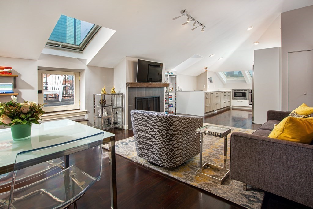 130 Appleton Street, Unit 5A Boston, MA 02116 - Photo 2 of 13