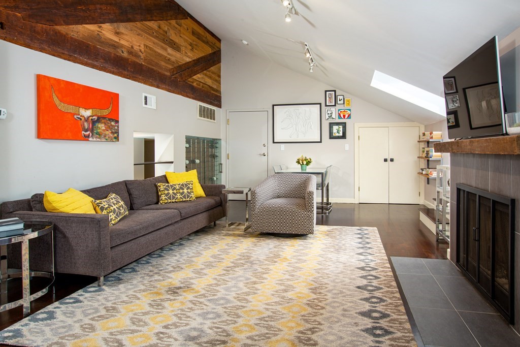 130 Appleton Street, Unit 5A Boston, MA 02116 - Photo 4 of 13