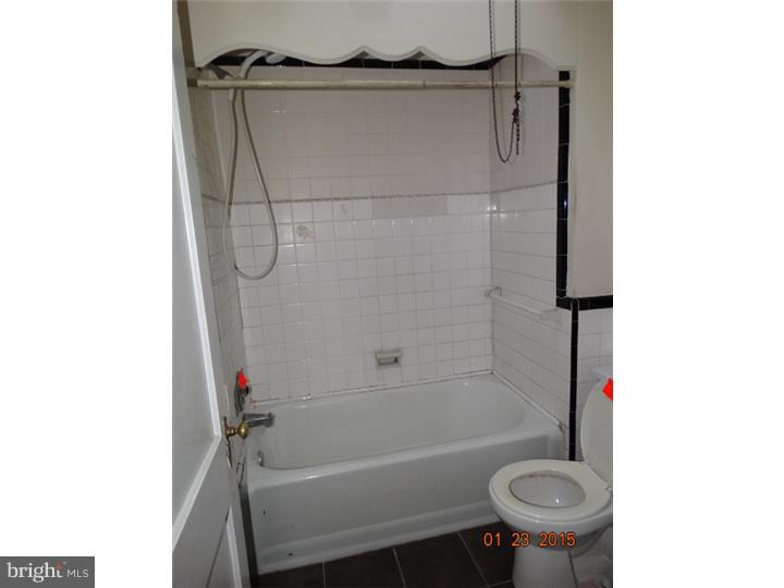 249 Wingate Road Upper Darby, PA 19082 - Photo 11 of 15 Bathroom
