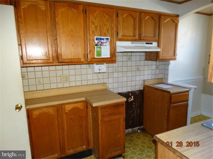 249 Wingate Road Upper Darby, PA 19082 - Photo 4 of 15 Kitchen