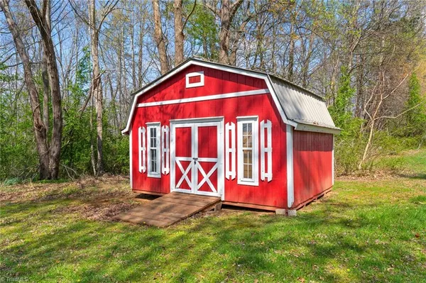 $267,500 | 663 McBride Road, Mount Airy, NC 27030