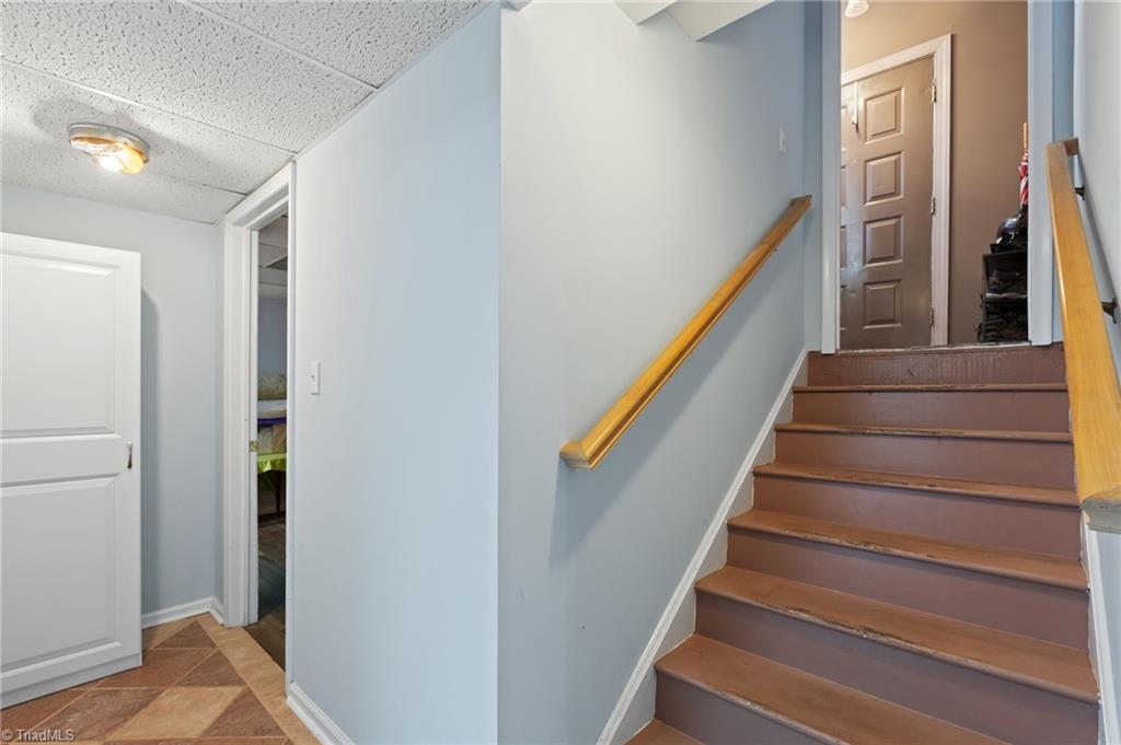 663 McBride Road Mount Airy, NC 27030 - Photo 6 of 50