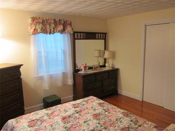 10 Lindor Road North Reading, MA 01864 - Photo 13 of 21 Gallery Image 13
