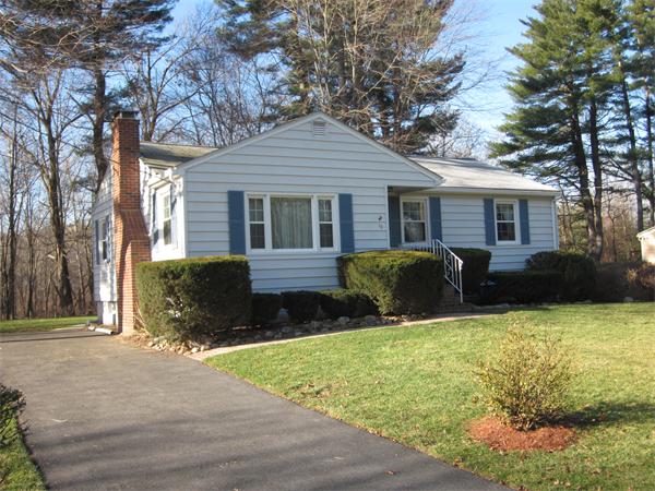 10 Lindor Road North Reading, MA 01864 - Photo 3 of 21 Gallery Image 3