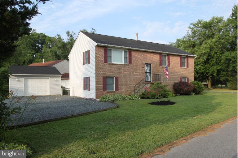 7419 Bay Front Road Sparrows Point, MD 21219 - Photo 16 of 22 Exterior (Front)