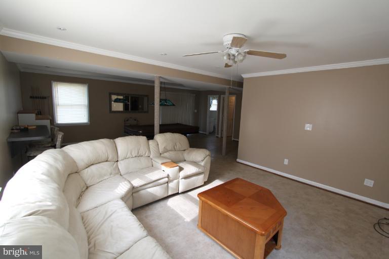7419 Bay Front Road Sparrows Point, MD 21219 - Photo 8 of 22 Family Room