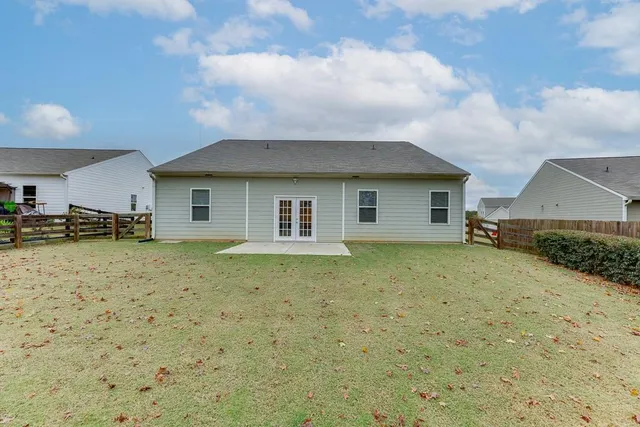 a house view with a outdoor space