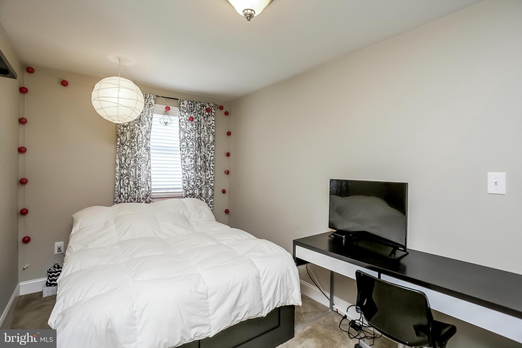 2134 Vailthorn Road Baltimore, MD 21220 - Photo 13 of 30 Bedroom