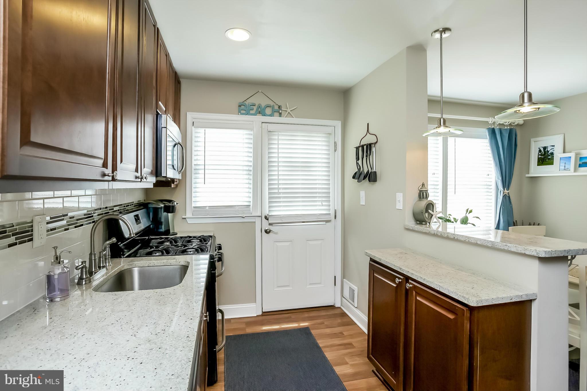 2134 Vailthorn Road Baltimore, MD 21220 - Photo 3 of 30 Kitchen