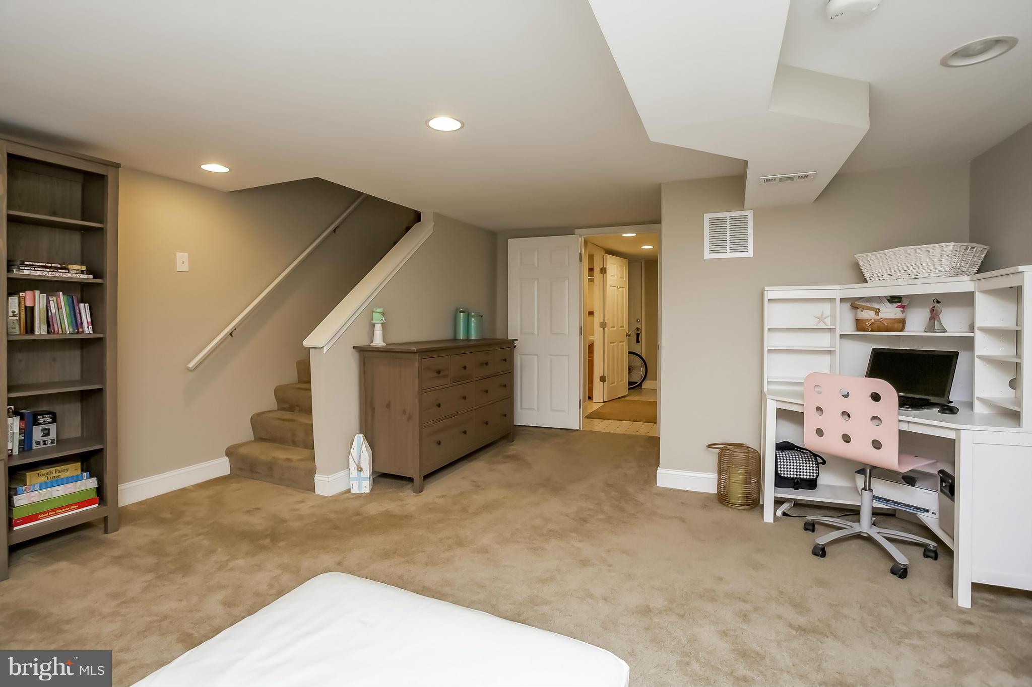 2134 Vailthorn Road Baltimore, MD 21220 - Photo 21 of 30 Family Room- Basement