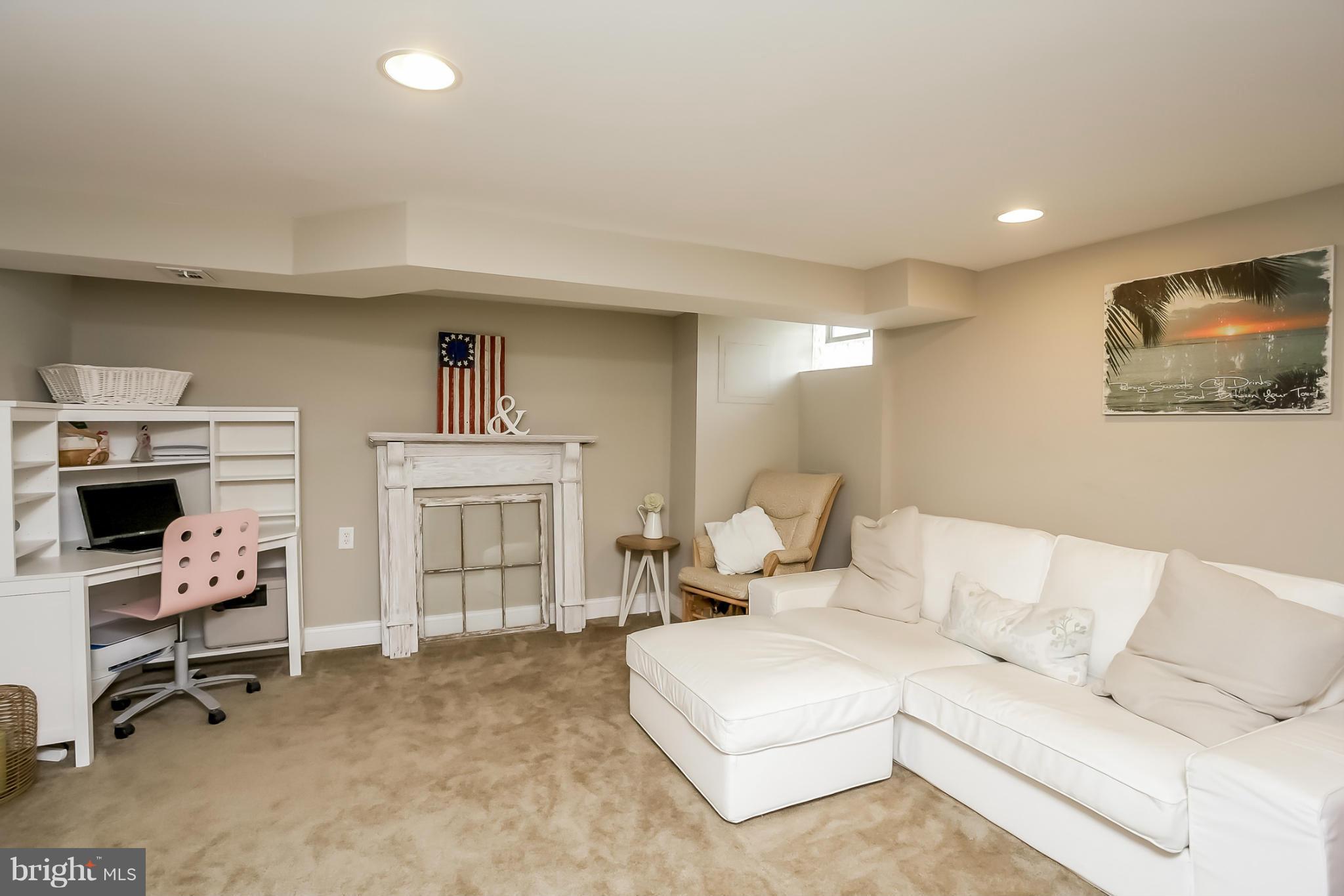 2134 Vailthorn Road Baltimore, MD 21220 - Photo 22 of 30 Family Room