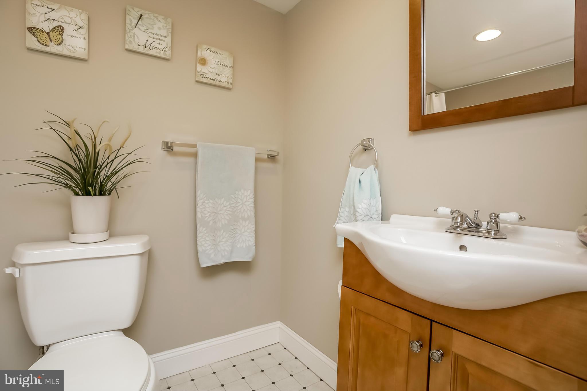 2134 Vailthorn Road Baltimore, MD 21220 - Photo 24 of 30 Bath-1