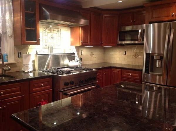 15 Vale View Road Wakefield, MA 01880 - Photo 6 of 28 Gallery Image 6