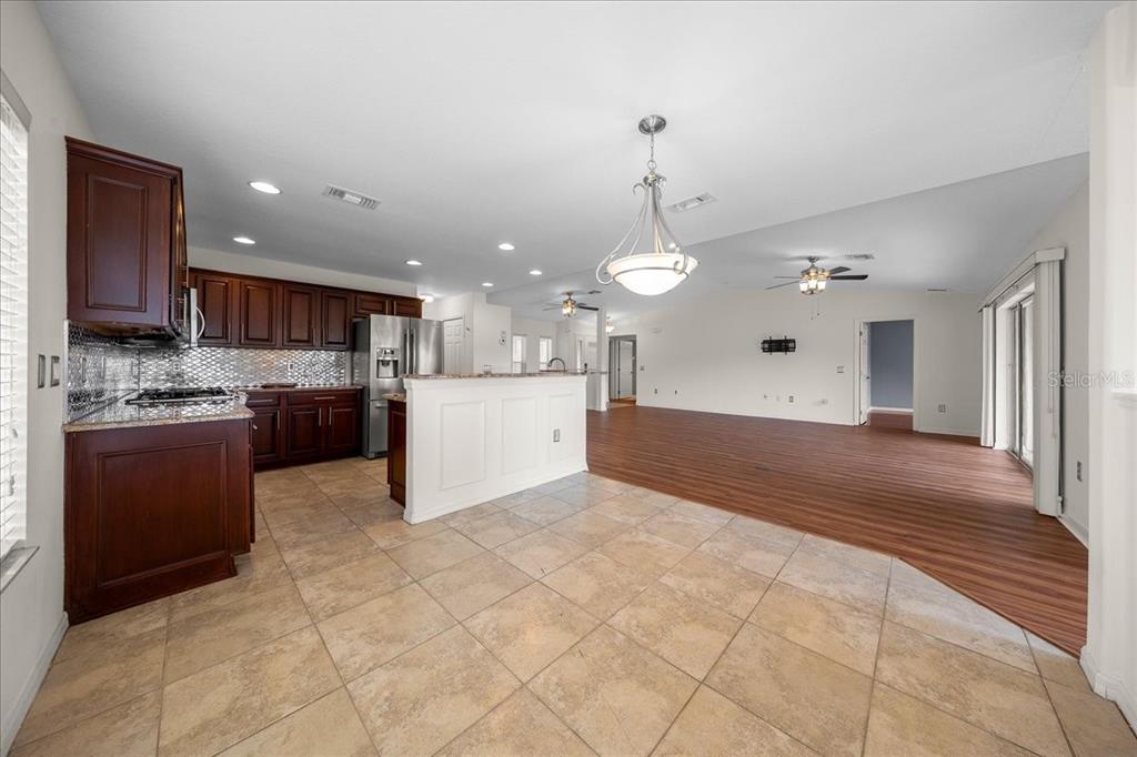 15813 Southwest 16th Avenue Road Ocala, FL 34473 - Photo 9 of 47