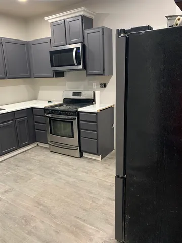 $235,000 | 3011 South Hanna Street, Fort Wayne, IN 46806