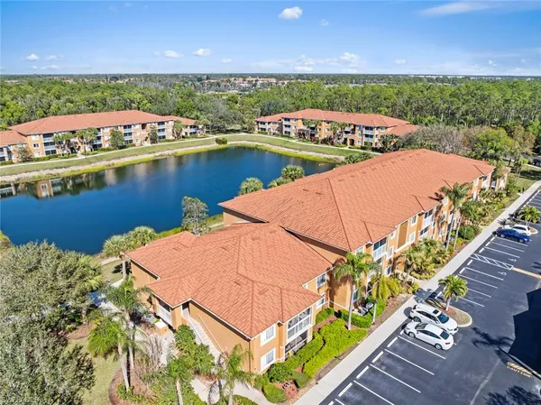$2,100 | 1830 Florida Club Circle, Unit 4202, Naples, FL 34112