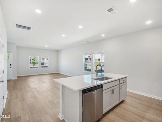 $299,000 | 702 Southland Drive, Zebulon, NC 27597