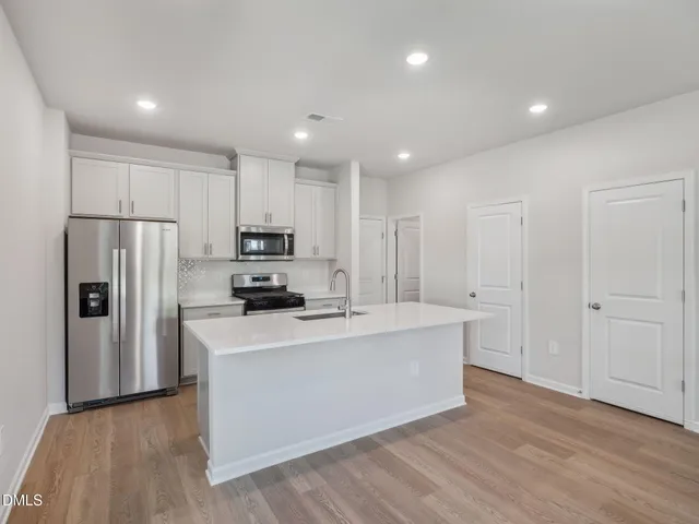 $299,000 | 702 Southland Drive, Zebulon, NC 27597