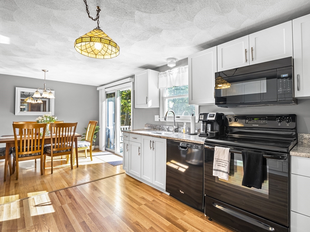 29 East Street Pepperell, MA 01463 - Photo 11 of 42