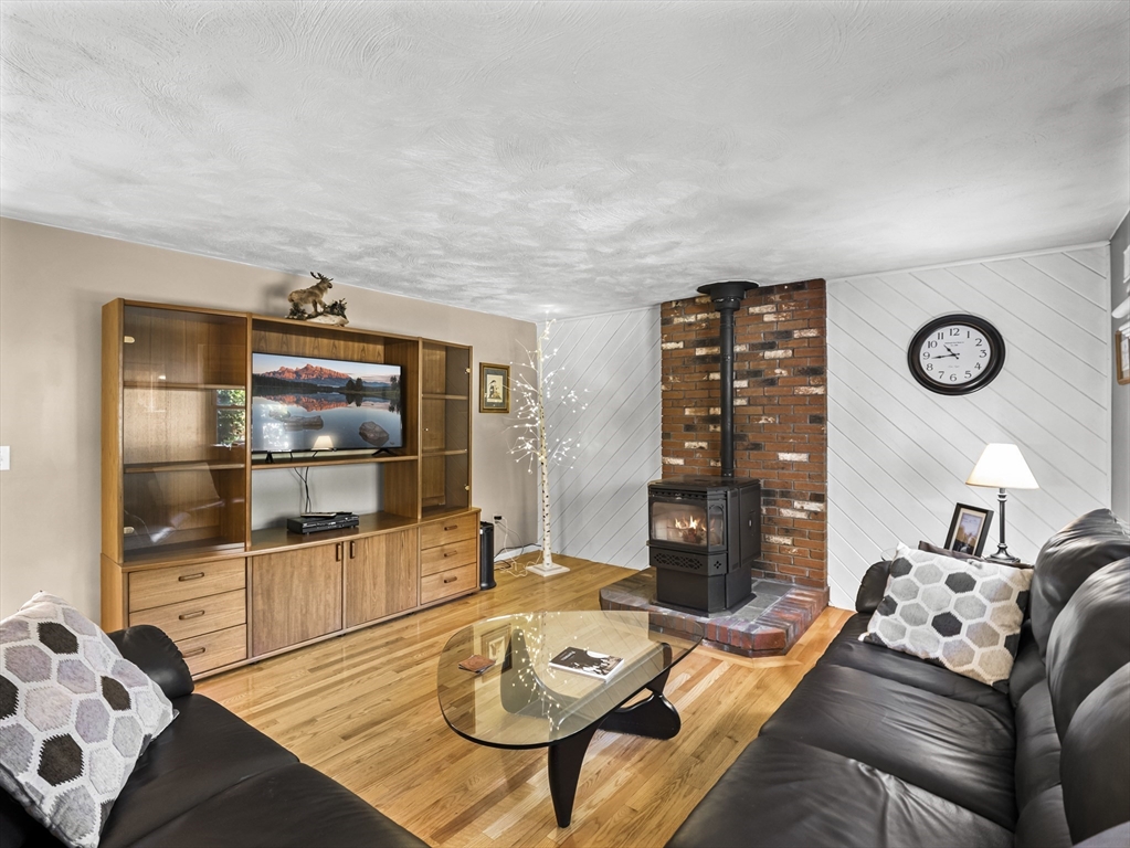 29 East Street Pepperell, MA 01463 - Photo 15 of 42