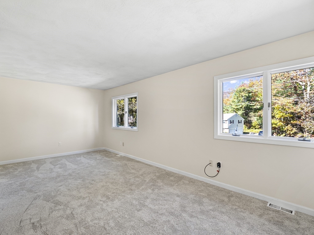 29 East Street Pepperell, MA 01463 - Photo 30 of 42