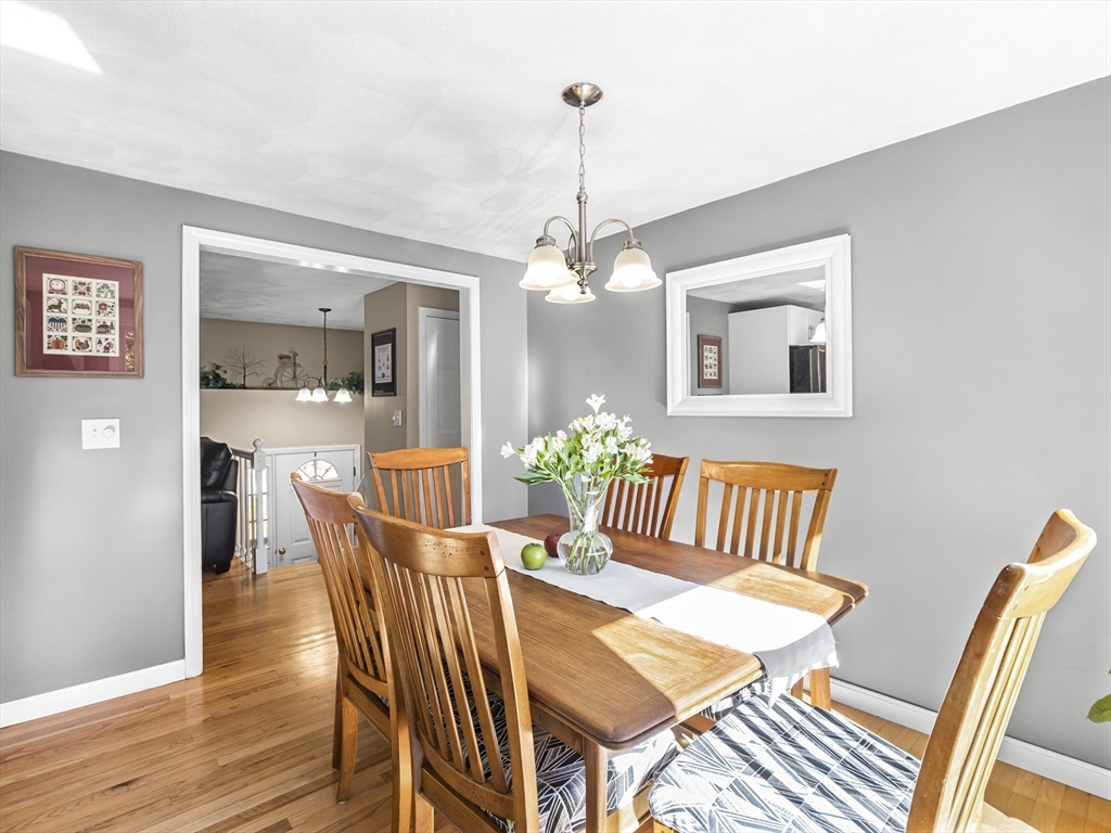 29 East Street Pepperell, MA 01463 - Photo 4 of 42