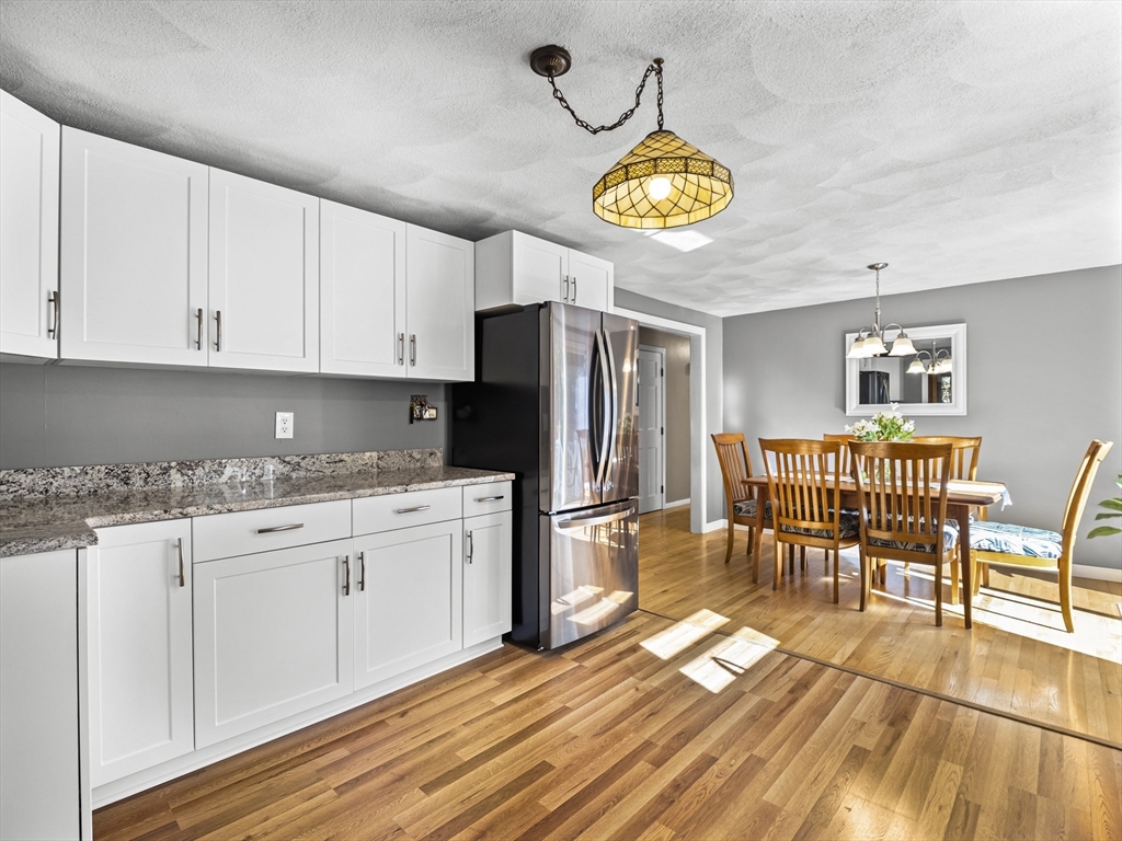 29 East Street Pepperell, MA 01463 - Photo 5 of 42