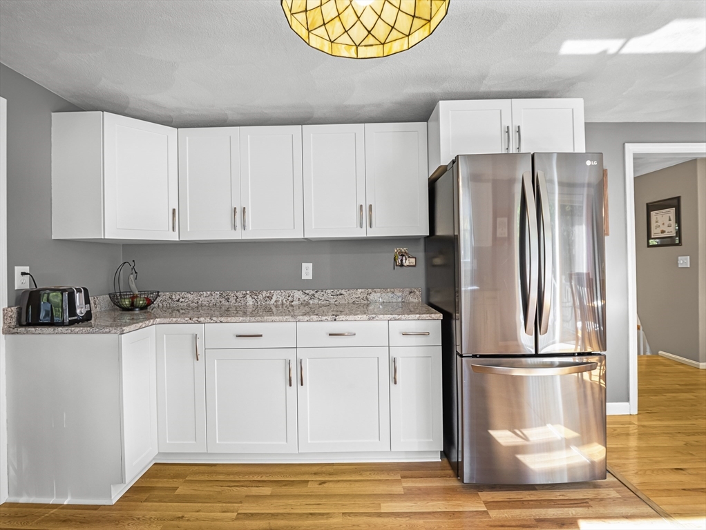 29 East Street Pepperell, MA 01463 - Photo 9 of 42