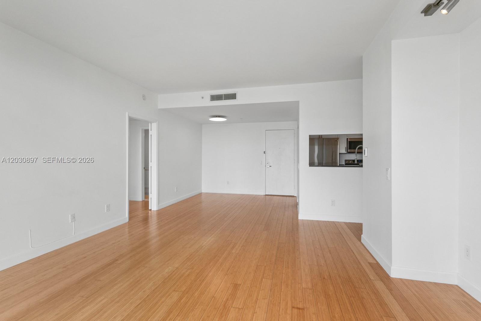 2475 Brickell Avenue, Unit 2104 Miami, FL 33129 - Photo 8 of 22