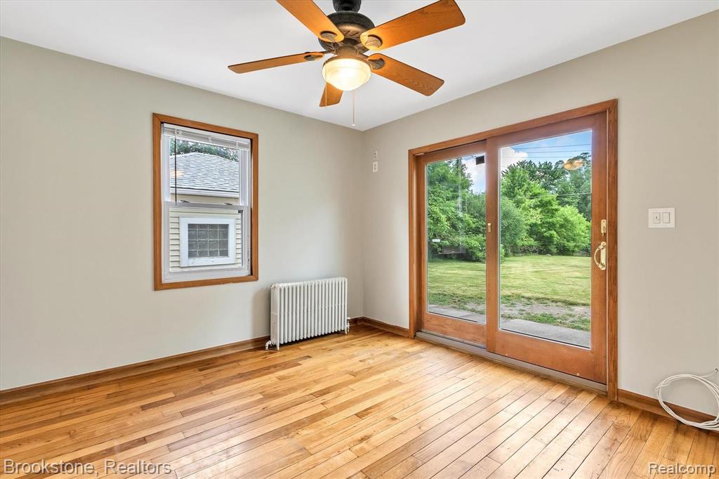 21038 Gill Road Farmington Hills, MI 48335 - Photo 12 of 25