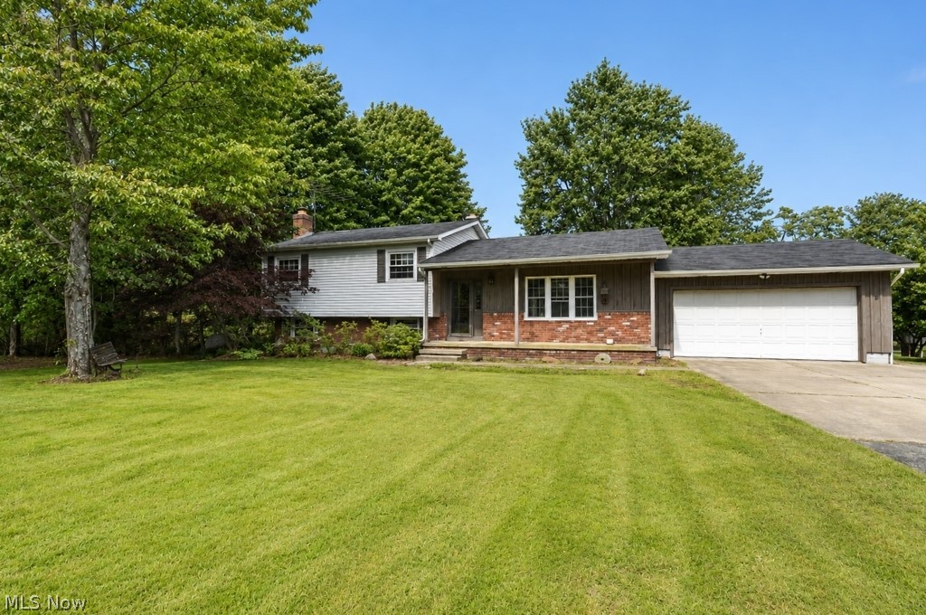 7840 Sumner Road Chardon, OH 44024 - Photo 2 of 49