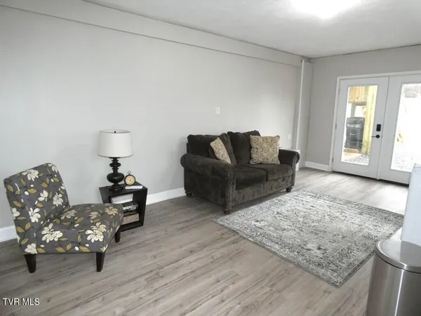 $525,000 | 31157 Princeton Avenue, Unit 3, Glade Spring, VA 24340