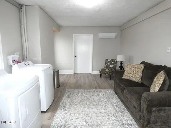 $525,000 | 31157 Princeton Avenue, Unit 3, Glade Spring, VA 24340