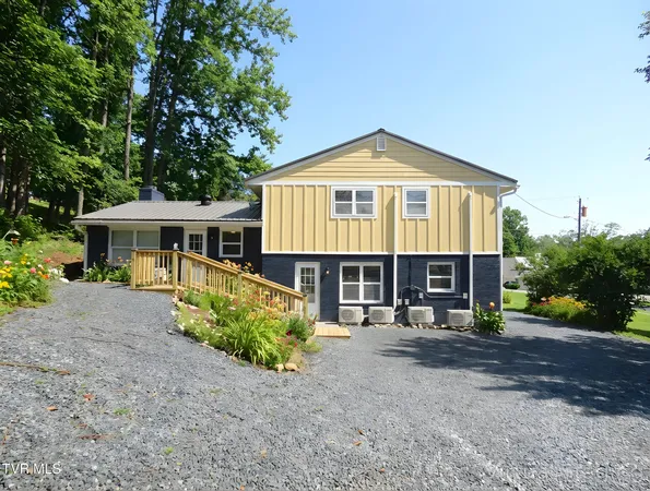 $525,000 | 31157 Princeton Avenue, Unit 3, Glade Spring, VA 24340