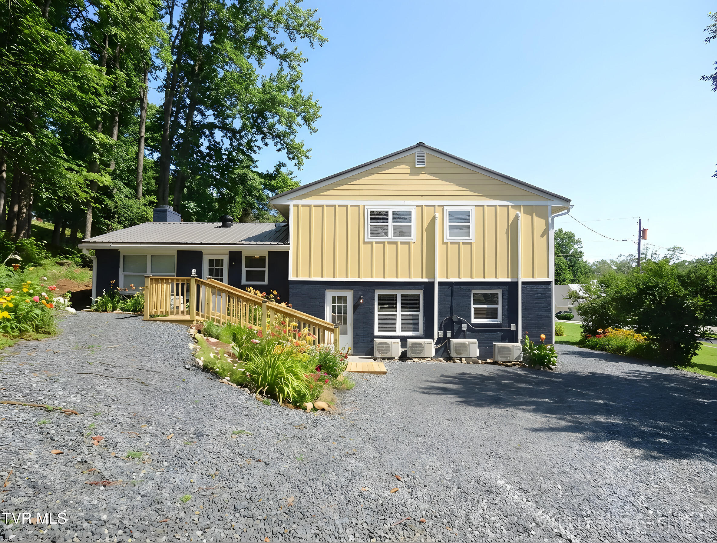 31157 Princeton Avenue, Unit 3 Glade Spring, VA 24340 - Photo 50 of 52 collov-ai_20260206231932_yznfto