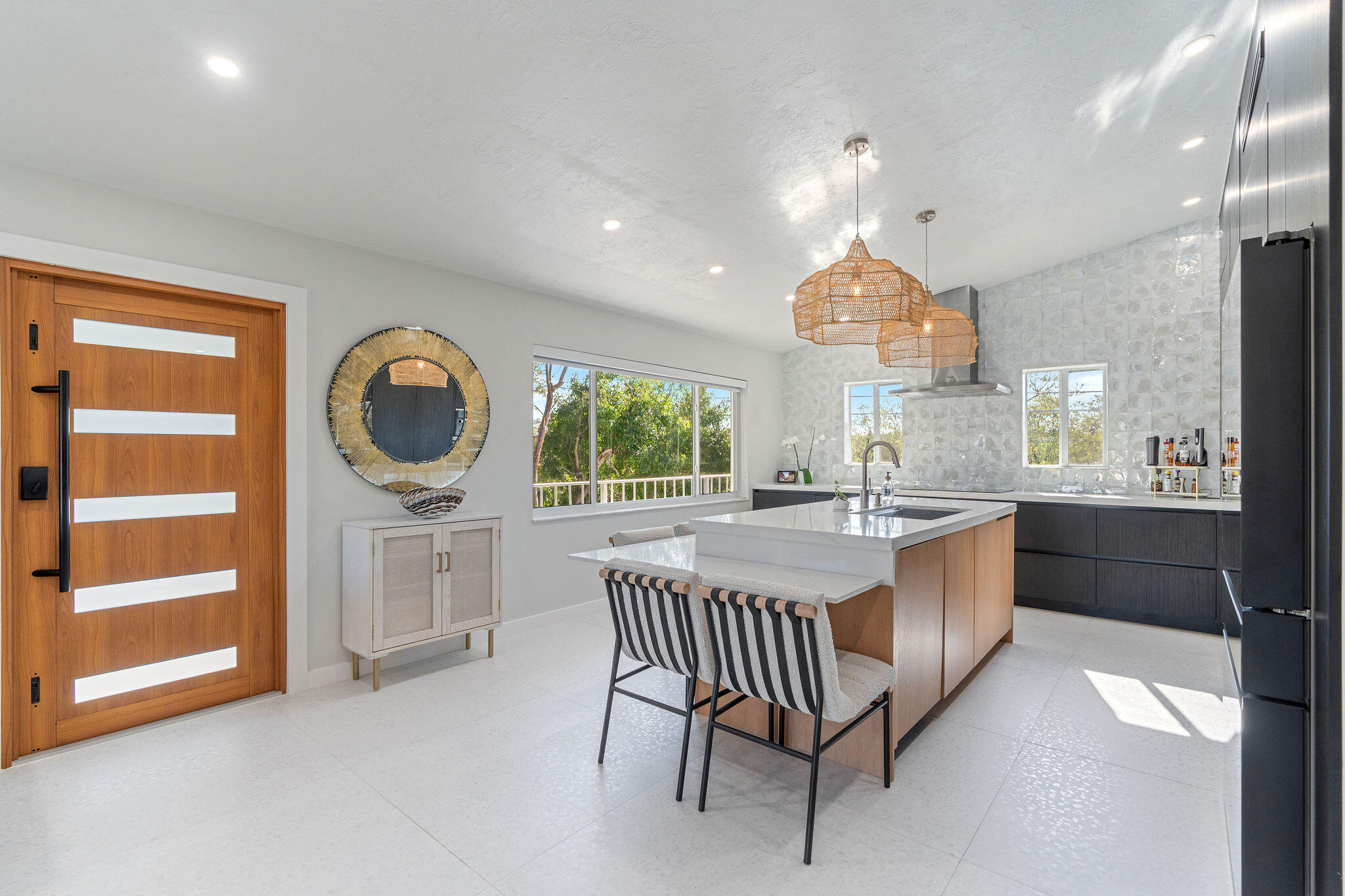 974 Shaw Drive Key Largo, FL 33037 - Photo 17 of 84 Kitchen