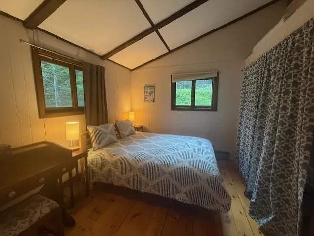 $2,200 | 6 High Ridge Road, Newbury, NH 03255