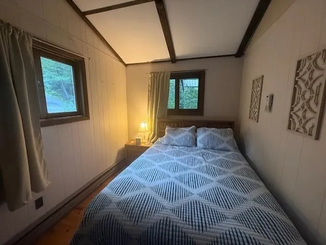 $2,200 | 6 High Ridge Road, Newbury, NH 03255