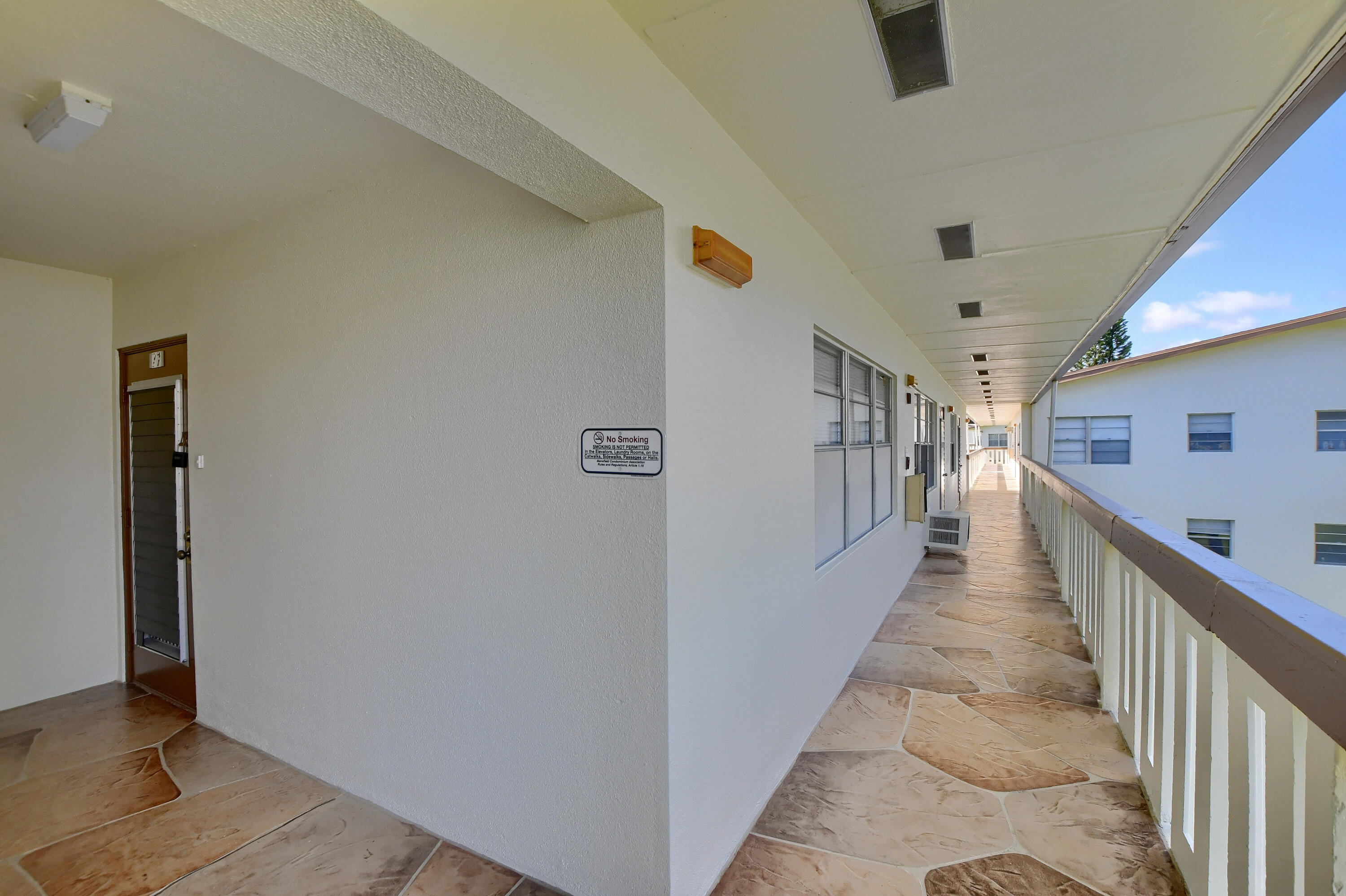 77 Mansfield B Boca Raton, FL 33434 - Photo 2 of 23 EBF_4120-HDR(5)