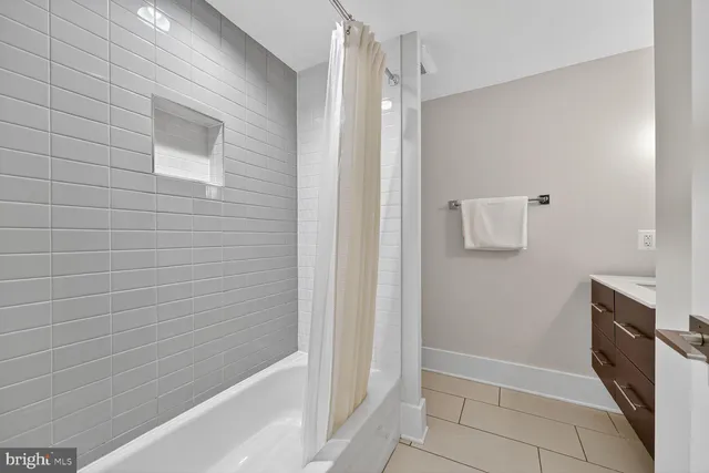 $625,000 | 3815 14th Street Northwest, Unit 3, Washington, DC 20011