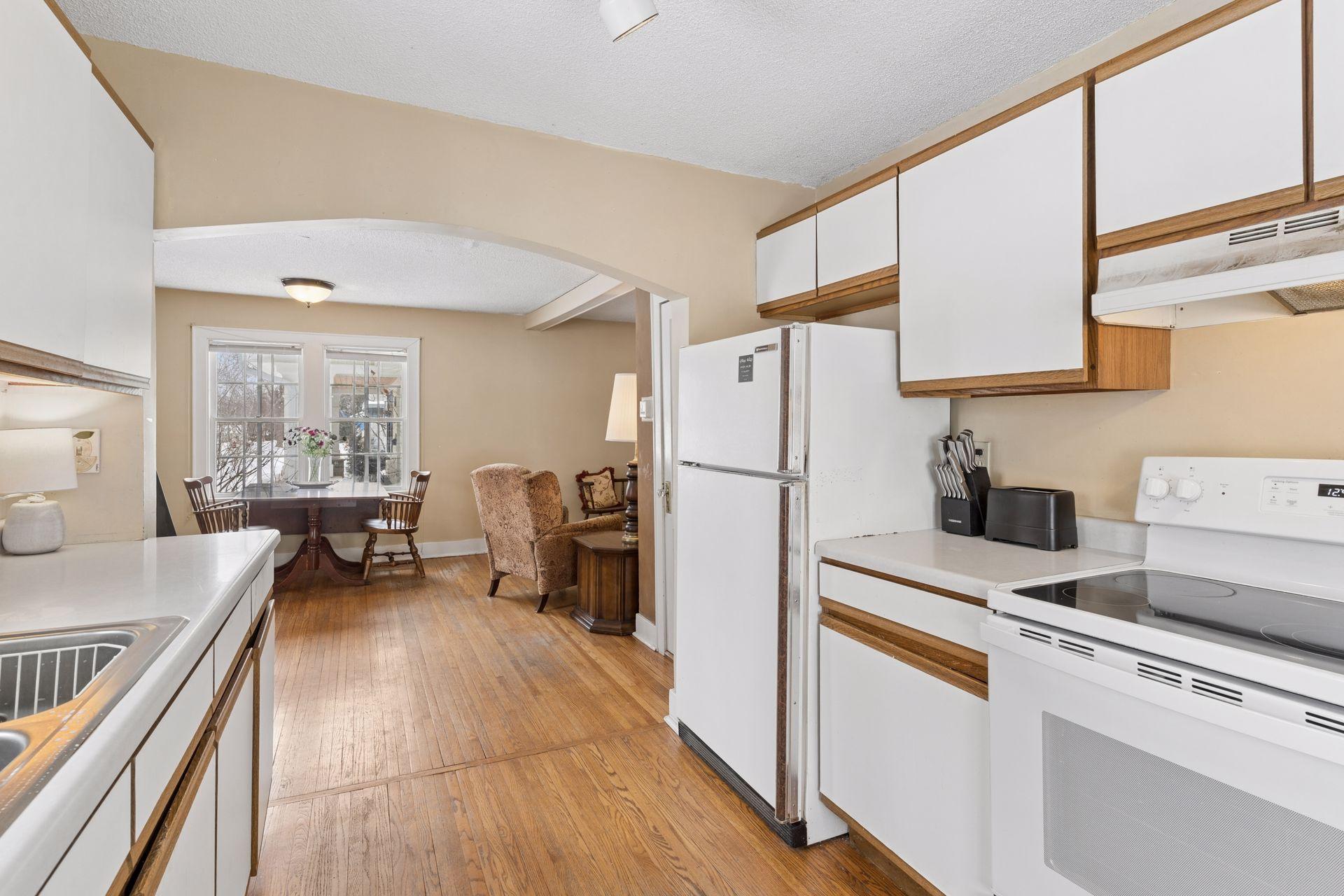 147 1st Street Excelsior, MN 55331 - Photo 4 of 34